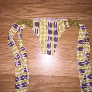 Acacia Anini Bottom in Arrow