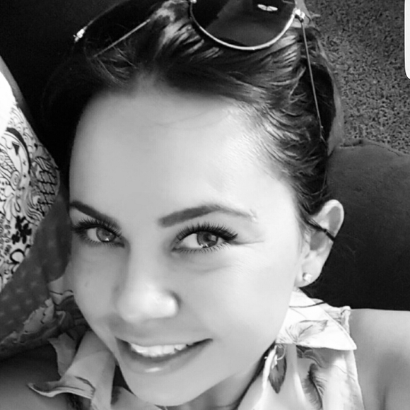 Meet your Posher, Stephy