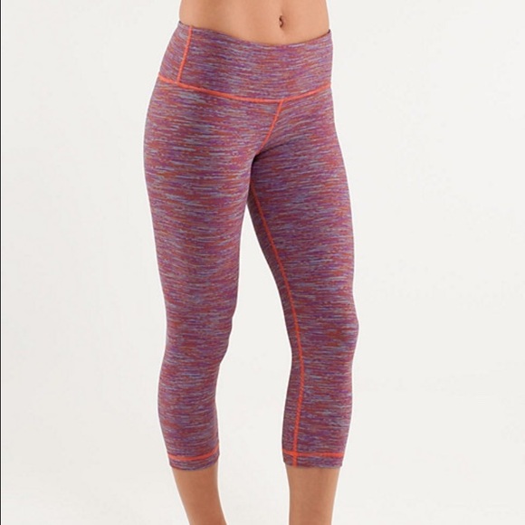 lululemon athletica Pants - Super hrd 2 find LULULEMON Wee Are From Space crop