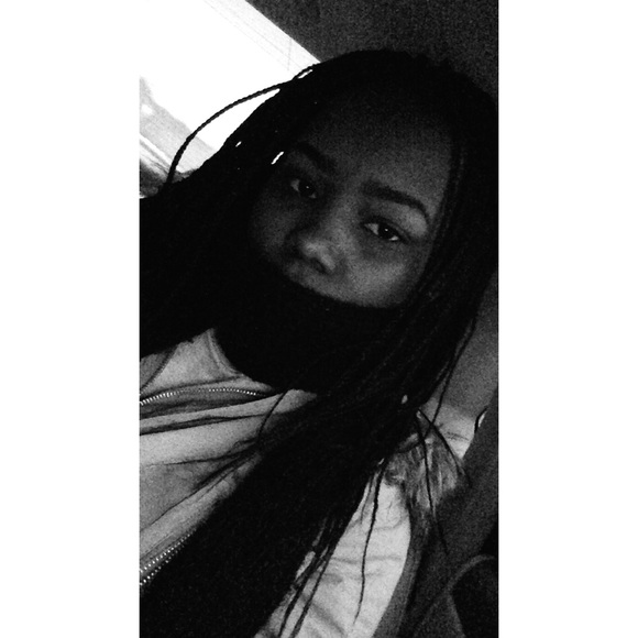 Meet your Posher, Meyah - Picture 2 of 4