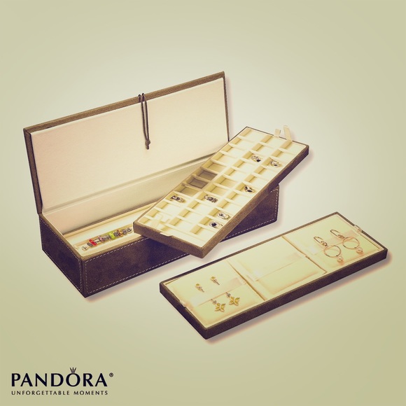 PANDORA JEWELRY STORAGE BOX