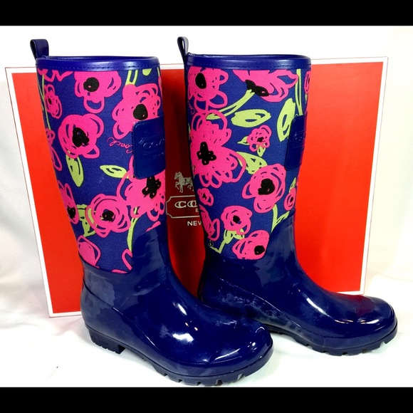 NWT Coach Pearl Poppy Allover Flower Rain Boots, 6 - Picture 1 of 4