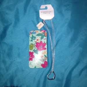 BUNDLE! floral case and a heart necklace