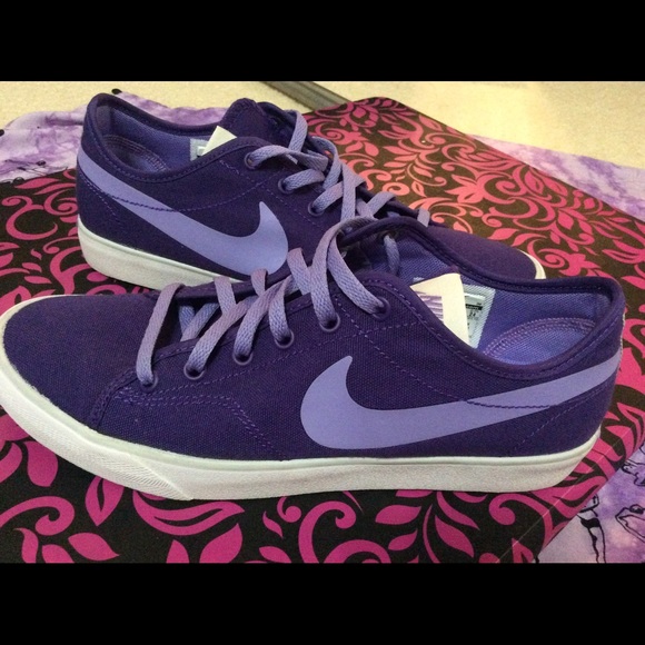 pink nike canvas shoes