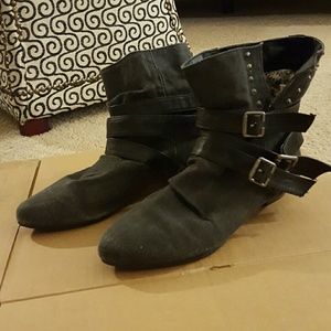 ⚫⚪Blackish grey booties⚫⚪