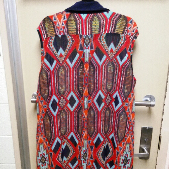 High-Low Sheer Button Down - Picture 3 of 4
