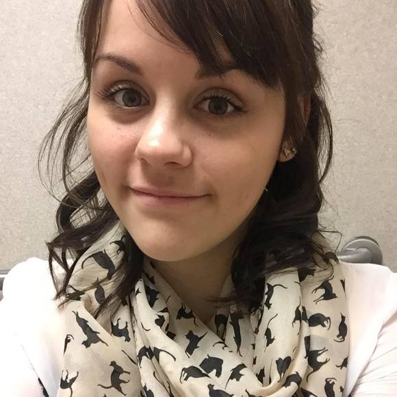 Meet your Posher, Celia