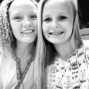 Meet your Posher, Mackenzie