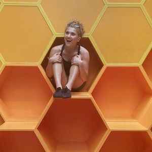 Meet your Posher, Farrell