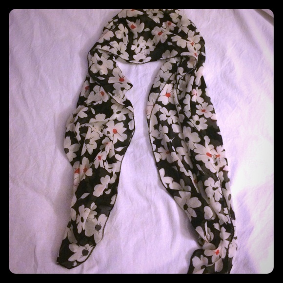 Small Flower Printed Scarf