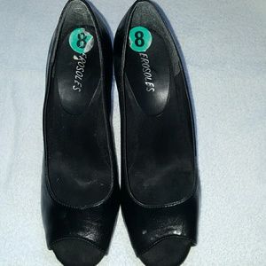 Used wedge shoes