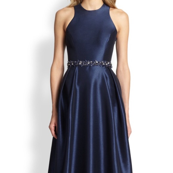 💫SOLD💫 Monique Lhuillier Gown - Picture 3 of 3