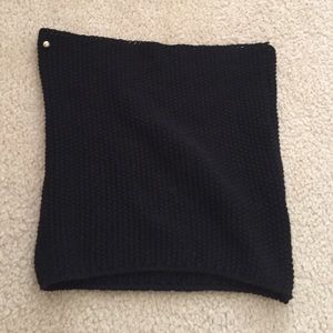 NWOT Liz Claiborne neck warmer