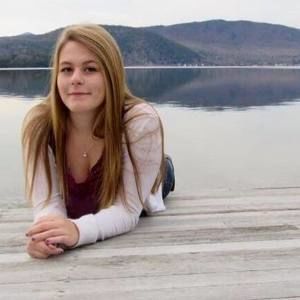 Meet your Posher, Kaitlin
