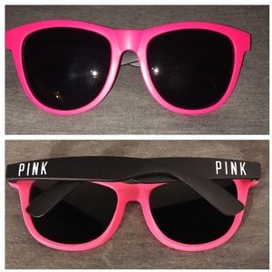 🎉VS PINK Sun Glasses 🎉