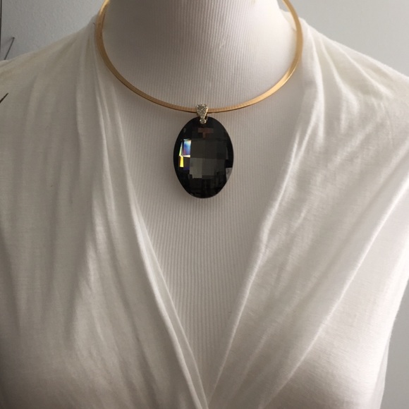 Fashion Jewelry Jewelry - Gold Choker with Dark Silver Stone