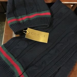 Gucci Hat and Scarf set dark blue.