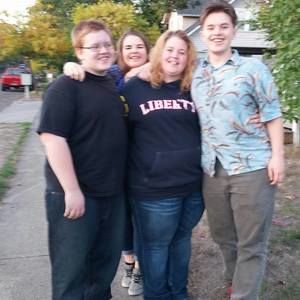 Meet your Posher, Tesa