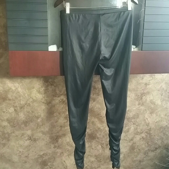 Soft Silky Tights - Picture 3 of 4