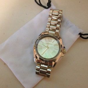 Wristology gold watch