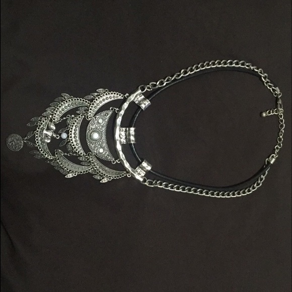 Chunky Statement Necklace ✨