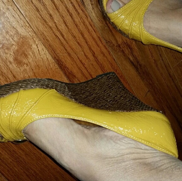 💛💛Wedges - Picture 4 of 4