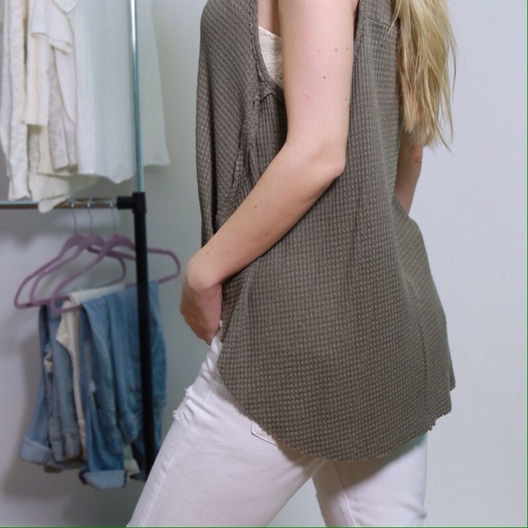 SOLD Olive Waffle Thermal Tank - Picture 2 of 4