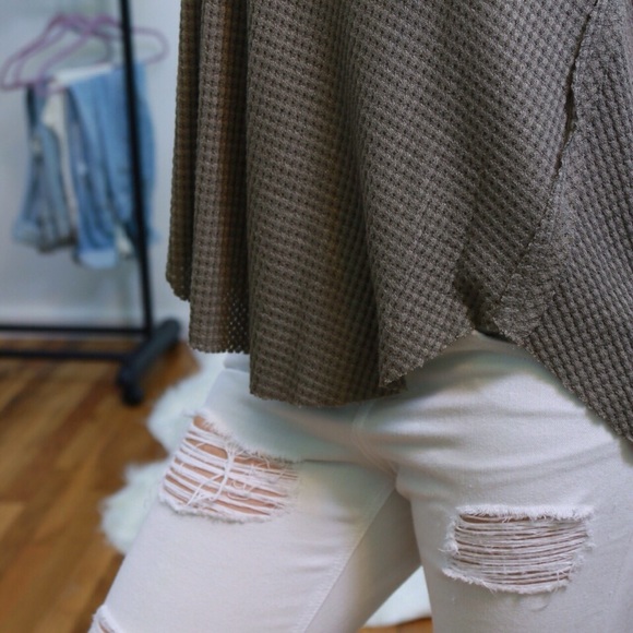 SOLD Olive Waffle Thermal Tank - Picture 3 of 4