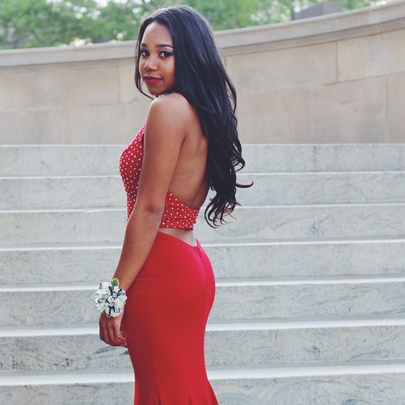 Meet Your Posher, Tori - Picture 4 of 4