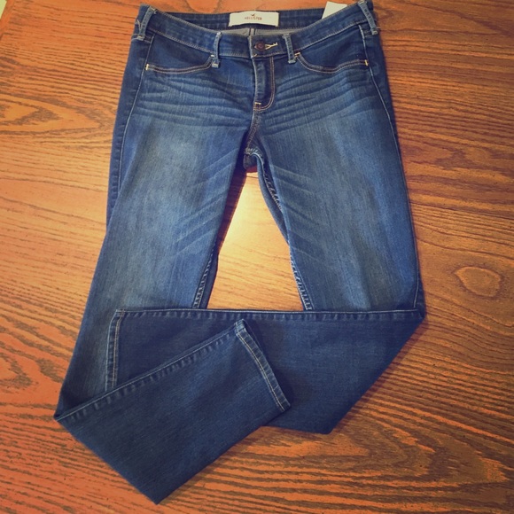 Girls super stretch Hollister jeans.