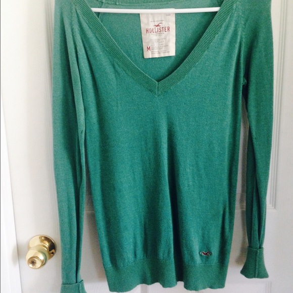 Hollister green sweater