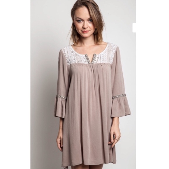 Dresses & Skirts - Last one‼️BOHO embroidered Peasant Dress Tunic