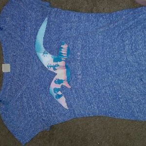 Hollister tee