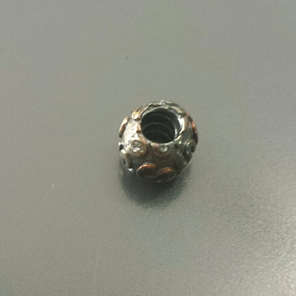 S bead
