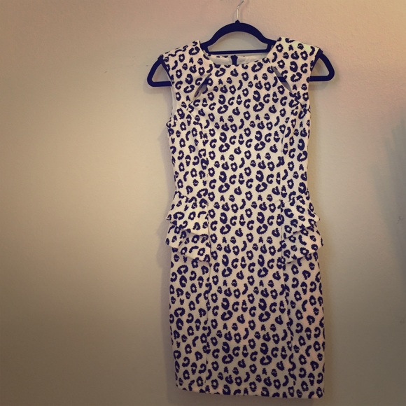 Leopard White and Black Sheath Dress: size small - Picture 1 of 4