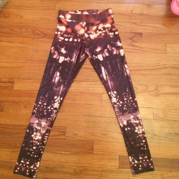 leggings with city lights on them