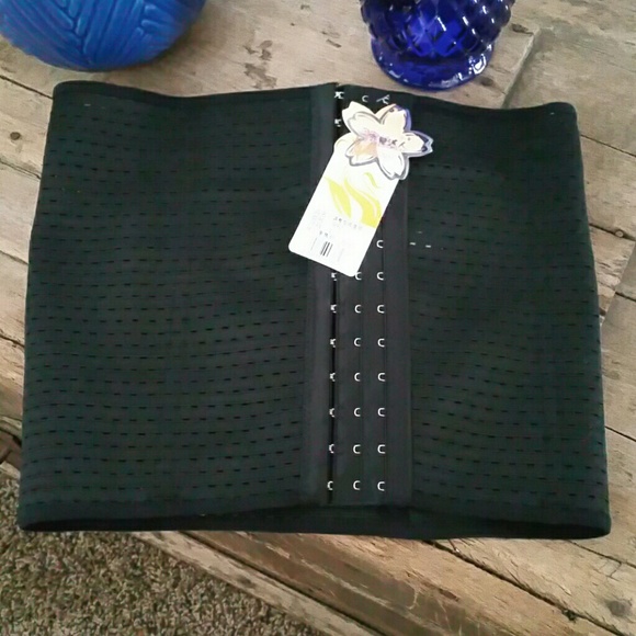 Waist trainer!