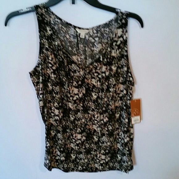 Sonoma never worn tank, tie strings on front