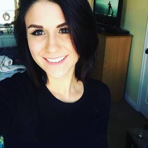 Meet your Posher, Brianna