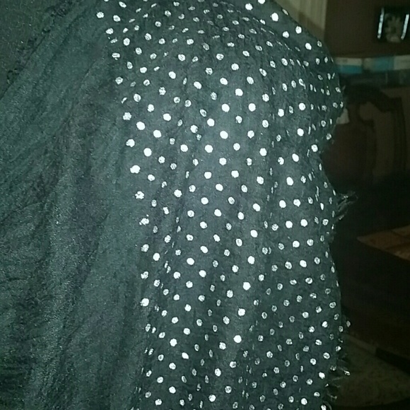 Scarf - Picture 2 of 2