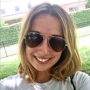 Meet your Posher, Erika