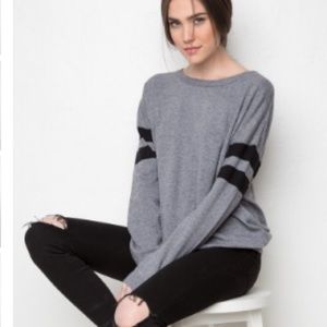 Brandy Melville Veena sweater