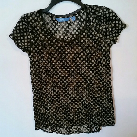 Simply Vera Vera Wang new fun design tee