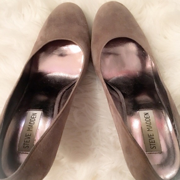 Steve Madden pumps