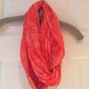 Coral infinity scarf