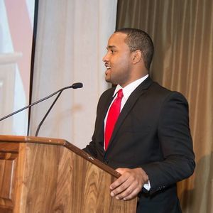 Meet your Posher, Raymond