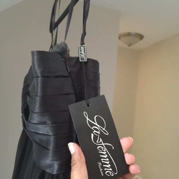 La Femme Prom Dress size 16 - Picture 4 of 4