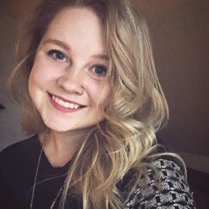 Meet your Posher, Elizabeth