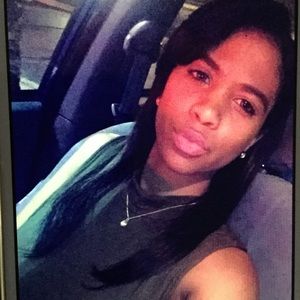 Meet your Posher, Aisha