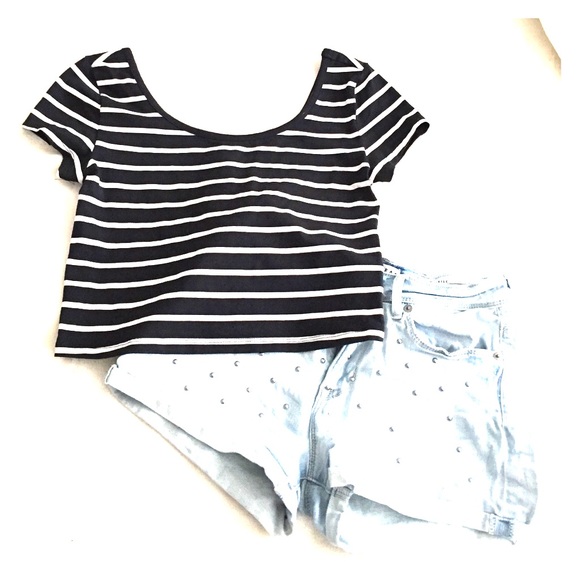 Cropped stripped tee